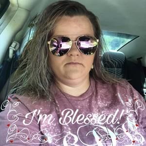 Meet your Posher, Becky